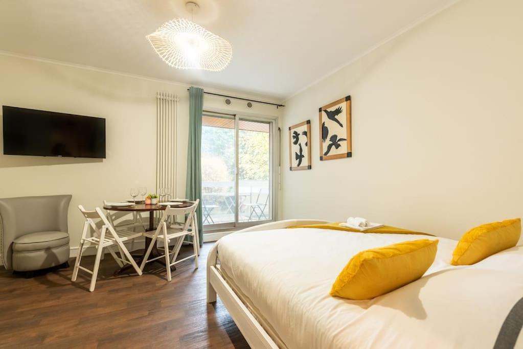 Appartement Proche Champs Elysees باريس المظهر الخارجي الصورة